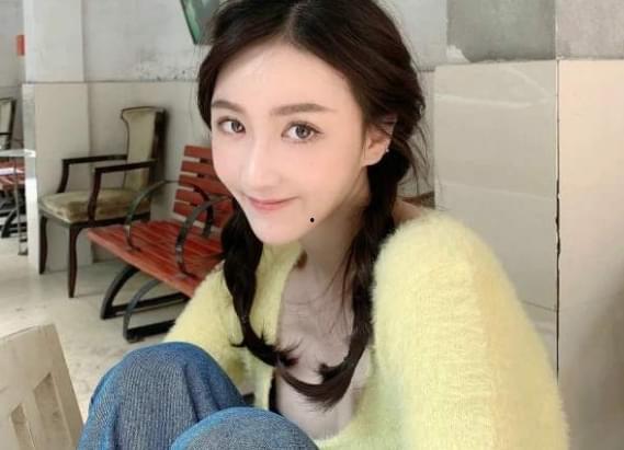 张思源女朋友爆料视频,揭秘背后惊人真相  第1张